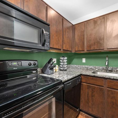 Rustic 1Br Apartment Near Medcenter-Uh-Nrg Houston Exterior photo